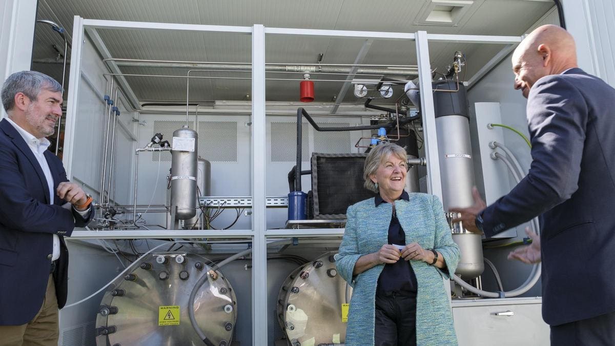 c707767b-a1fa-449b-b9a1-e45bb3ac7f5e_16-9-discover-aspect-ratio_default_0